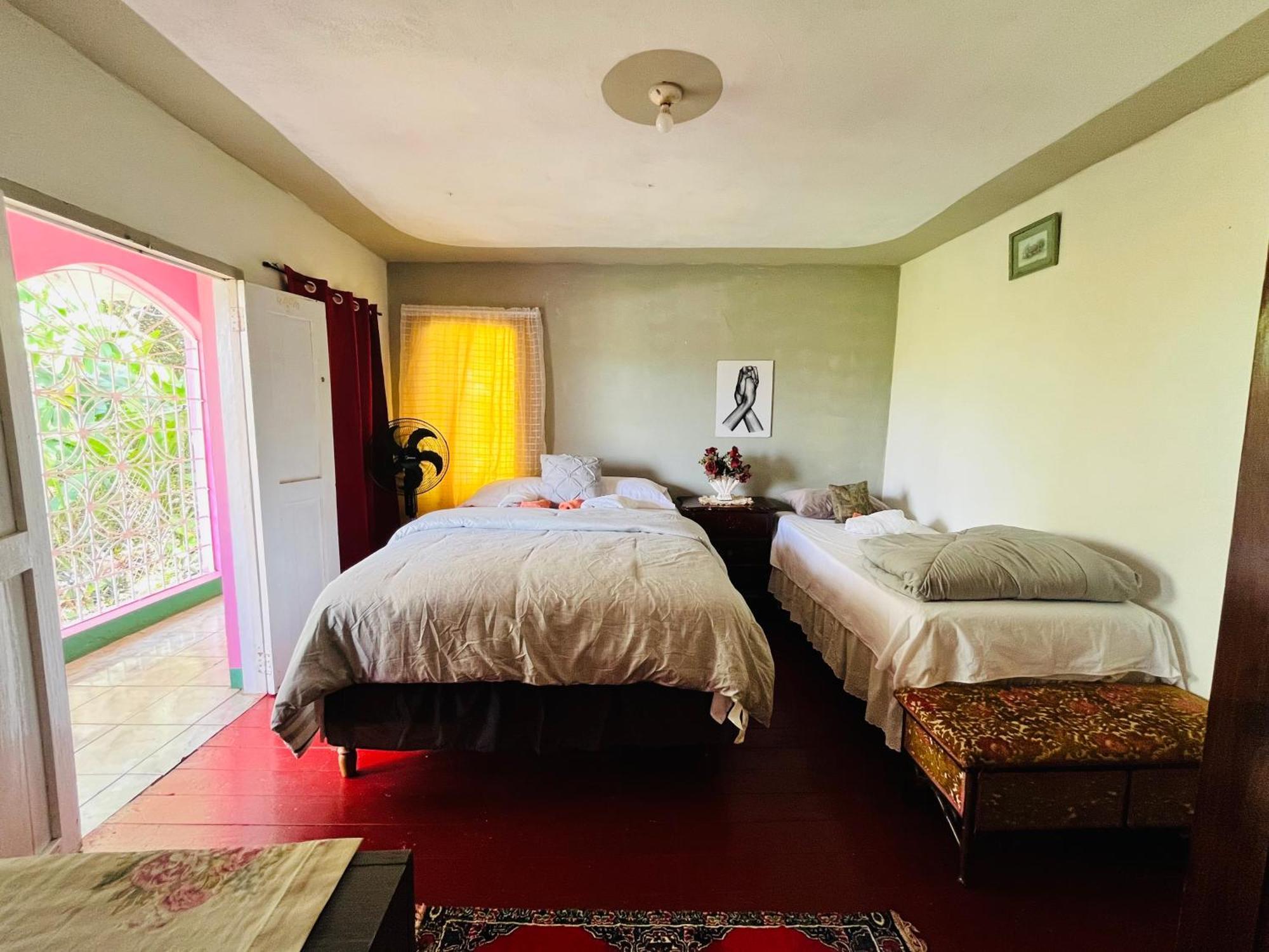 Stepney Nine Miles Cultural Hangouts And Tours מראה חיצוני תמונה